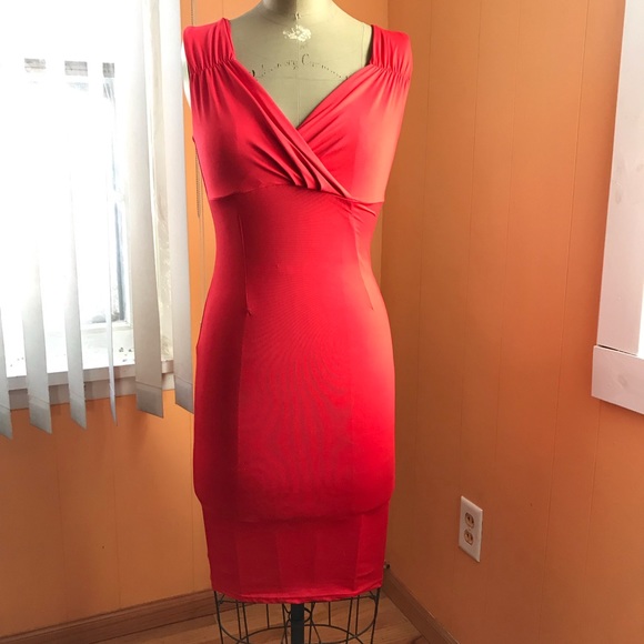 Red pinup cocktail dress size s/m - Picture 2 of 4